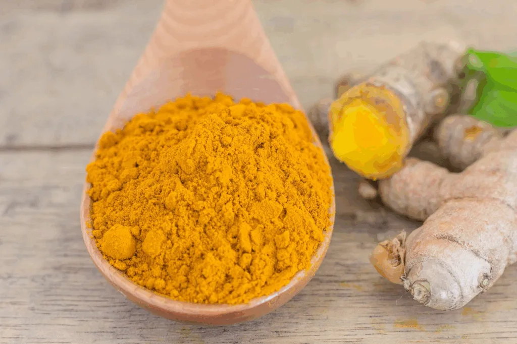 Benefícios da cúrcuma: esse anti-inflamatório natural ajuda na saúde vascular?